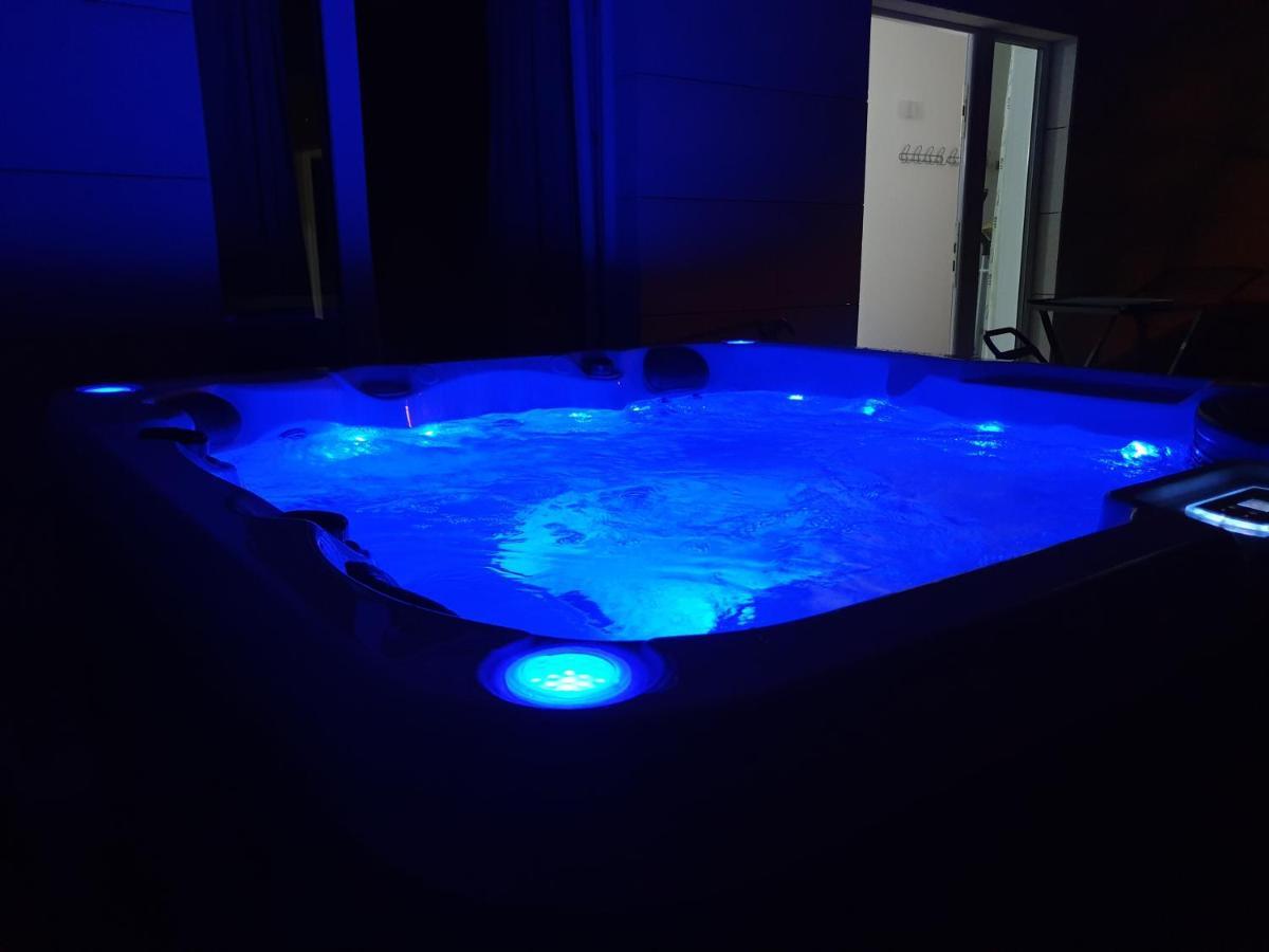 Apartment Abelia, Two Terraces, Hot Tub, Free Parking Dubrovnik