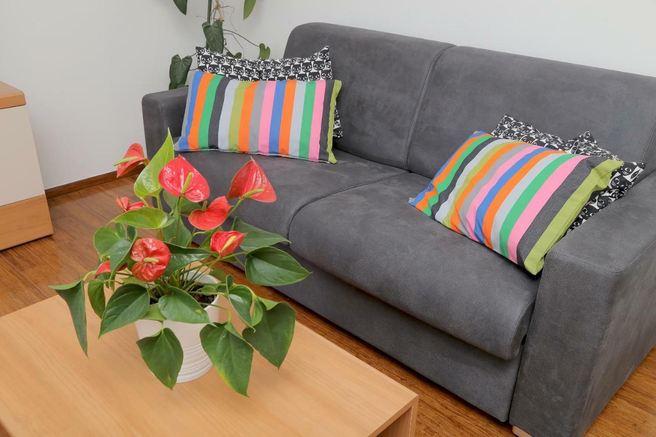 Abelia, Two Terraces, Hot Tub, Free Parking *